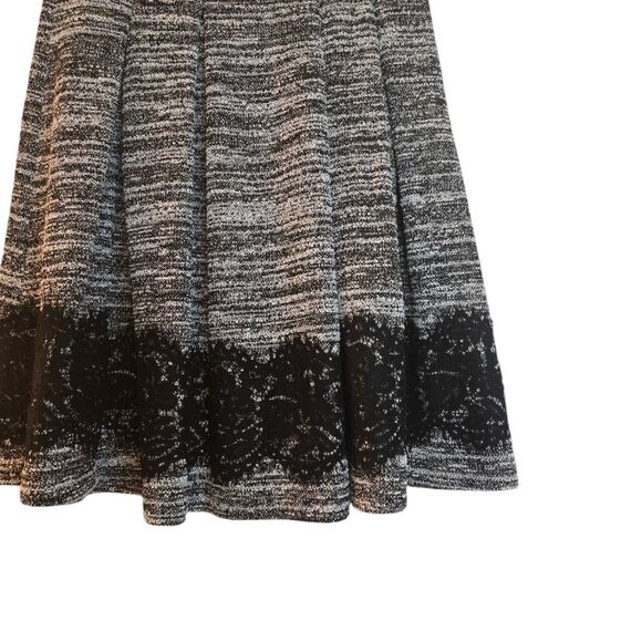 Karl Lagerfeld Tweed Lace Hem Marled Black Skirt Size 4 Feminine Coquette Girl - Picture 5 of 14